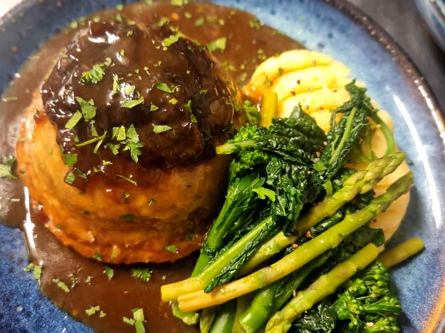 Deer Stalkers Pie Kings Arms East Stour Dorset